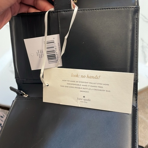 Kate Spade NWT Pattent Leather Winni Crossbody - Picture 4 of 5